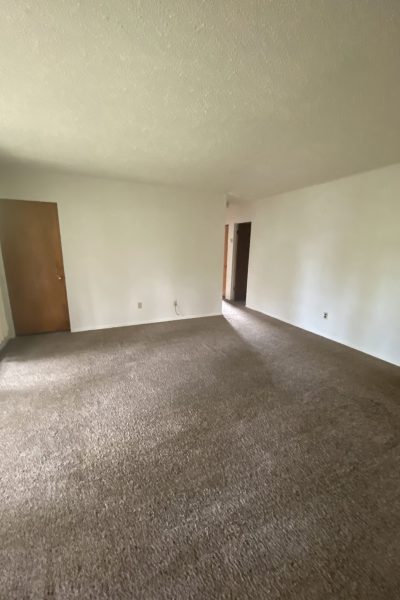 1510-07-livingroom-scaled