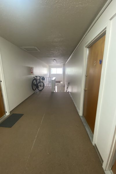 1510-12-hallway-scaled
